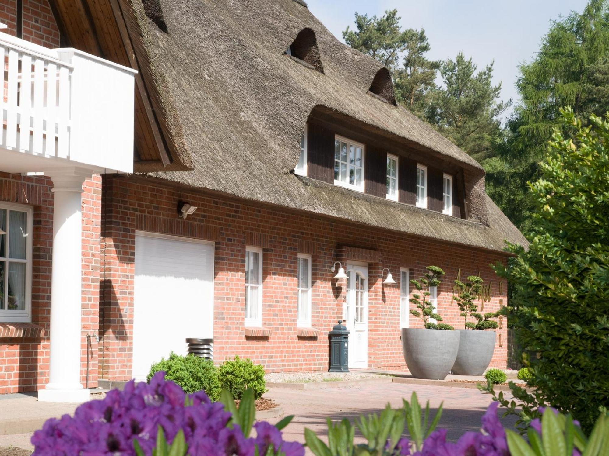 Amethyst Hotel Garni Lueneburg Deutsch Evern Eksteriør bilde